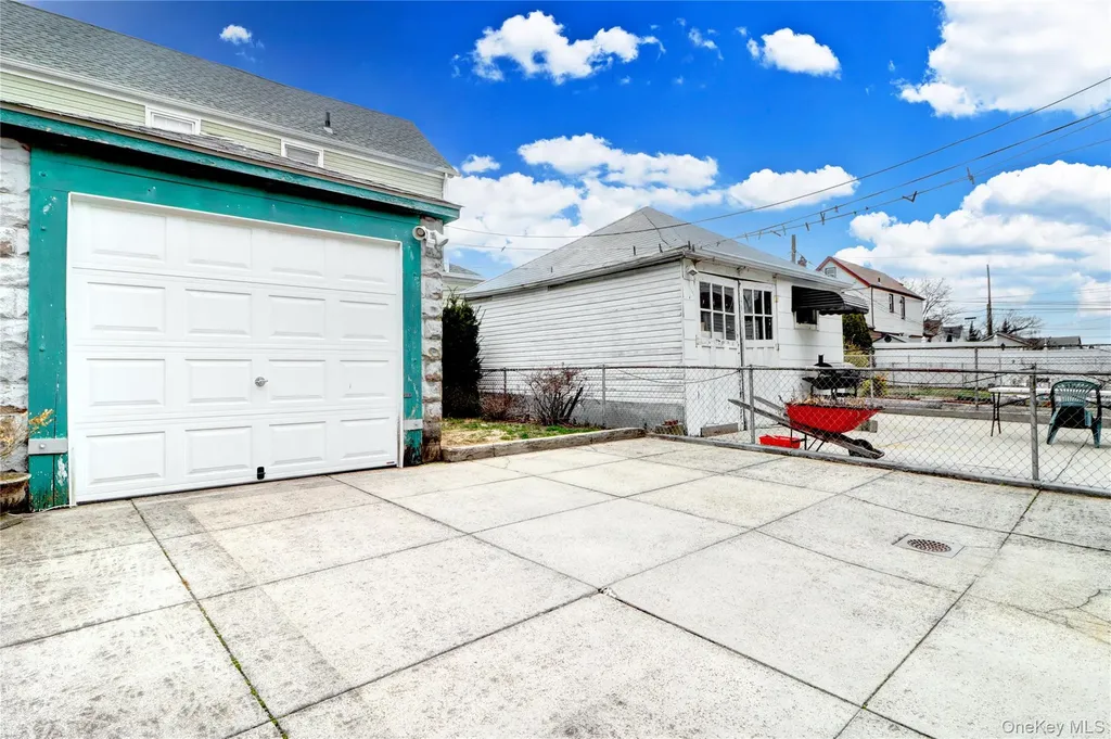 8018 64th Lane Glendale NY 11385