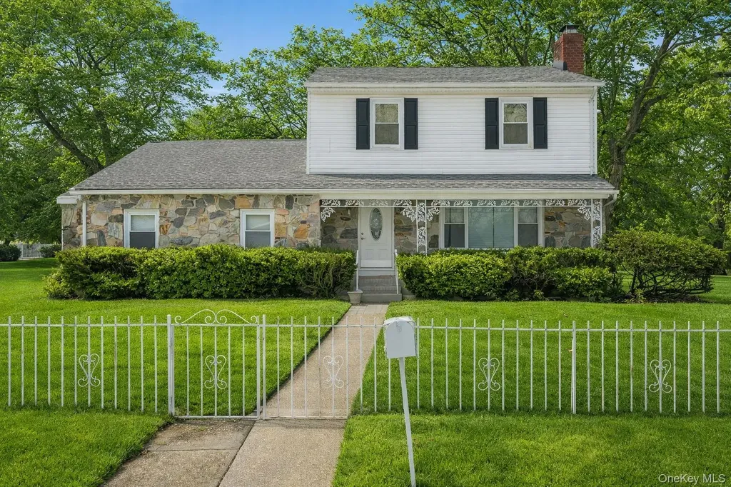 340 Westchester Avenue West Babylon NY 11704