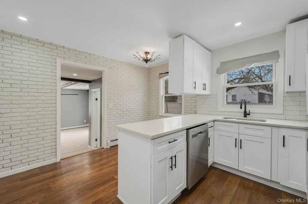 340 Westchester Avenue West Babylon NY 11704