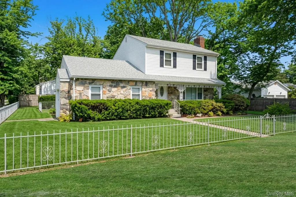 340 Westchester Avenue West Babylon NY 11704