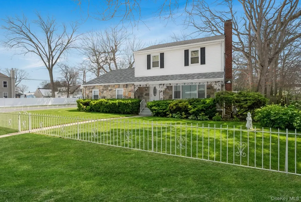 340 Westchester Avenue West Babylon NY 11704