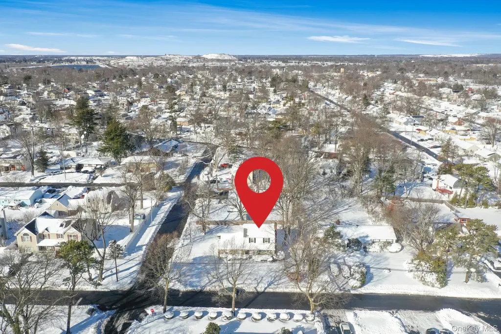 340 Westchester Avenue West Babylon NY 11704