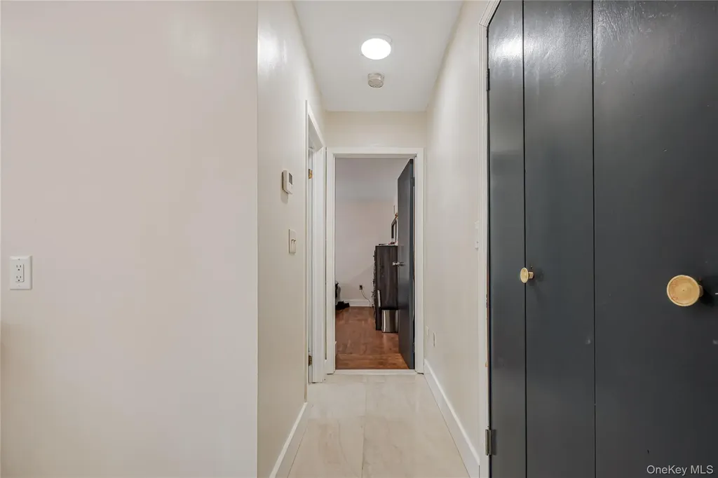 60 Saint Johns Avenue Valley Stream NY 11580