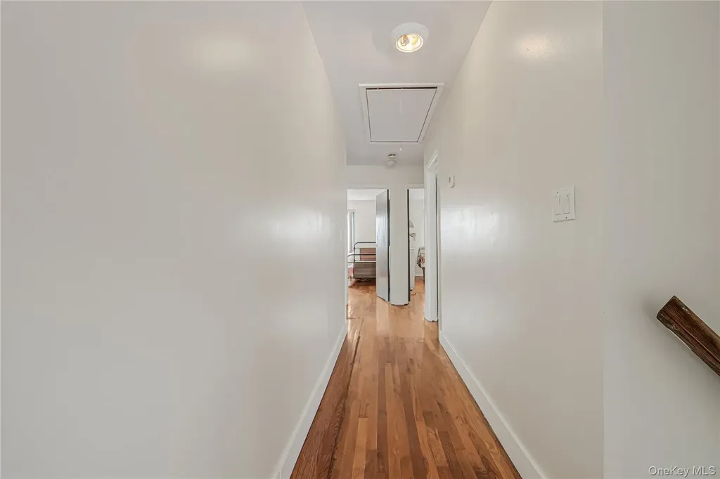 60 Saint Johns Avenue Valley Stream NY 11580