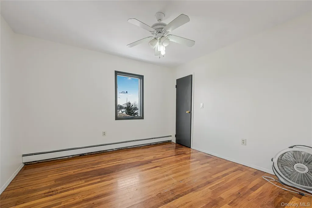 60 Saint Johns Avenue Valley Stream NY 11580