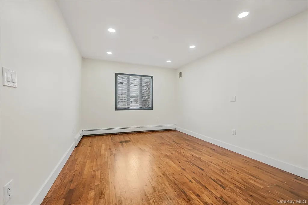 60 Saint Johns Avenue Valley Stream NY 11580