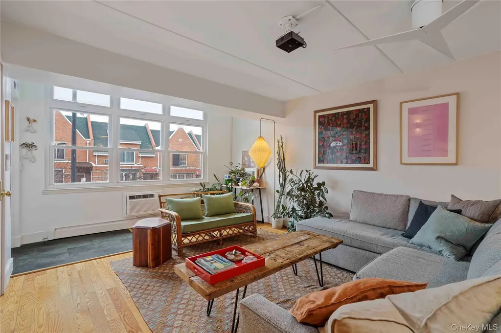 6 Renaissance Court Brooklyn NY 11206