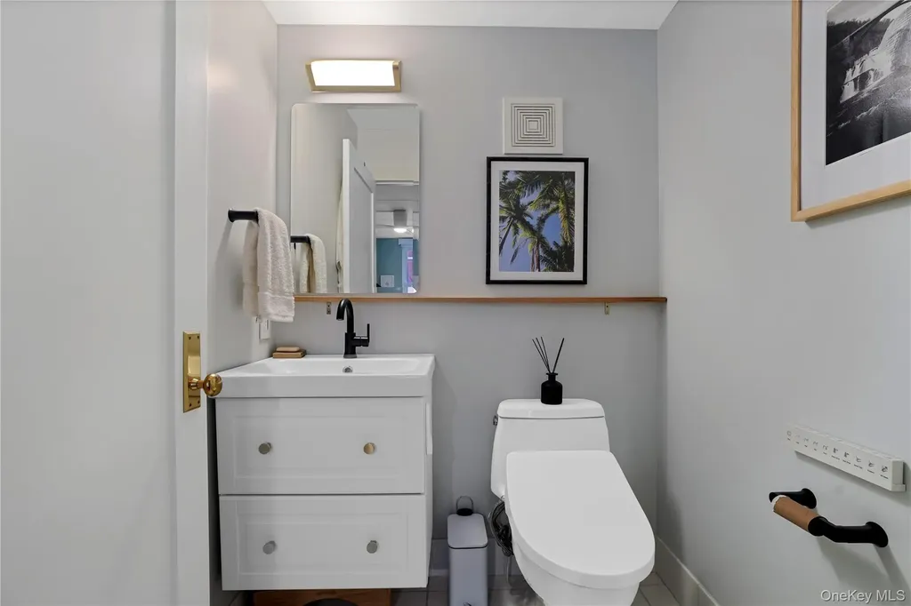 6 Renaissance Court Brooklyn NY 11206