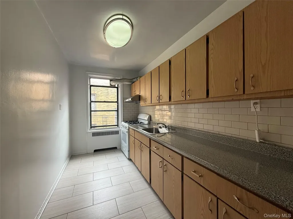 14416 35th Avenue Flushing NY 11354