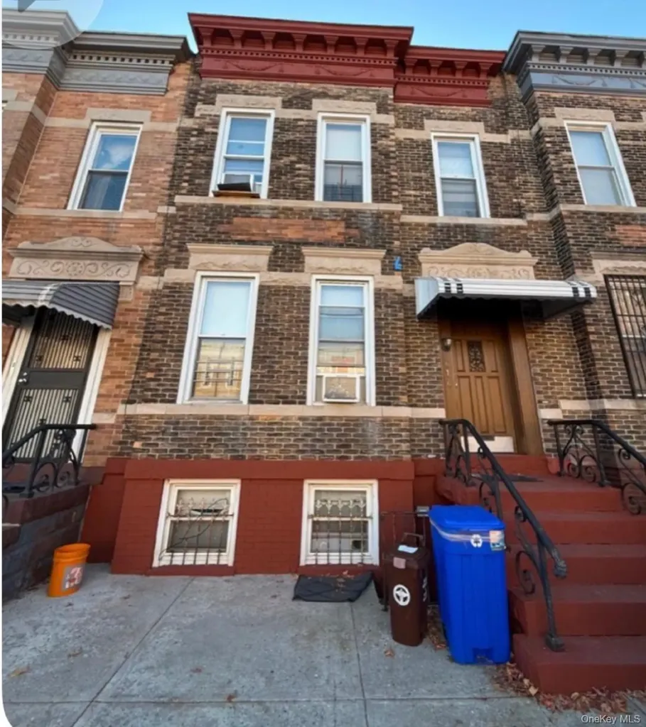 616 47th Street Brooklyn NY 11220