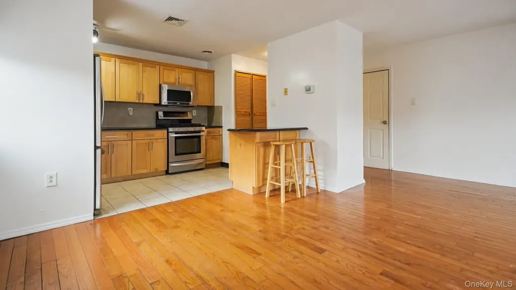 896 Union Avenue Bronx NY 10459