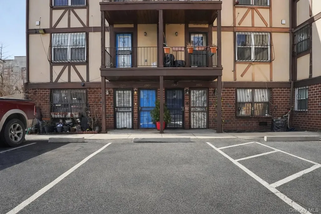 896 Union Avenue Bronx NY 10459