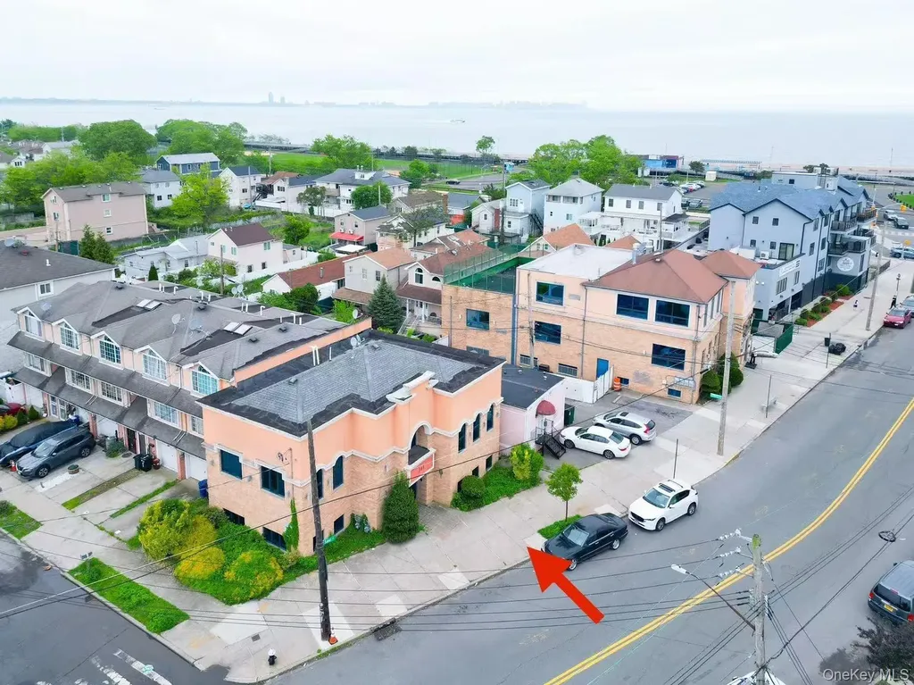 343 Sand Lane Staten Island NY 10305