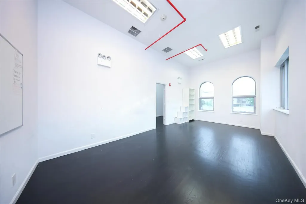 343 Sand Lane Staten Island NY 10305