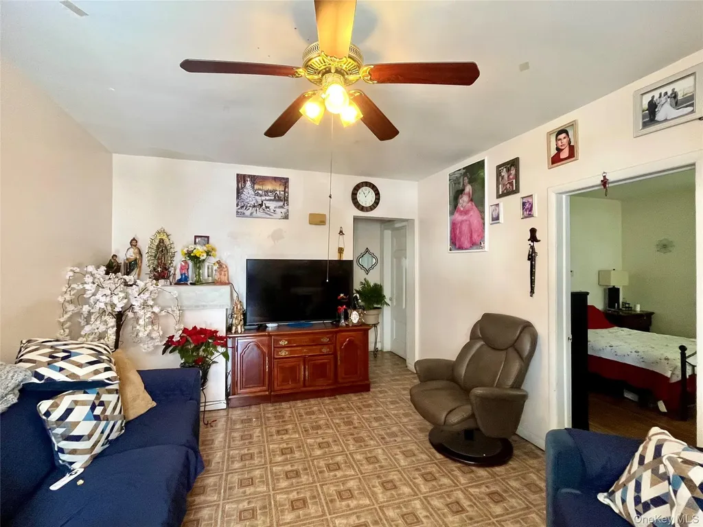 14 Albert Street Middletown NY 10940