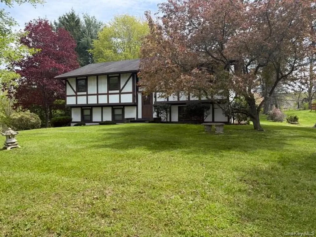 23 Bradner Drive Warwick NY 10990