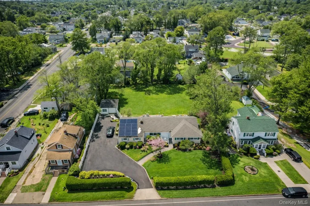 68 Washington Avenue Patchogue NY 11772