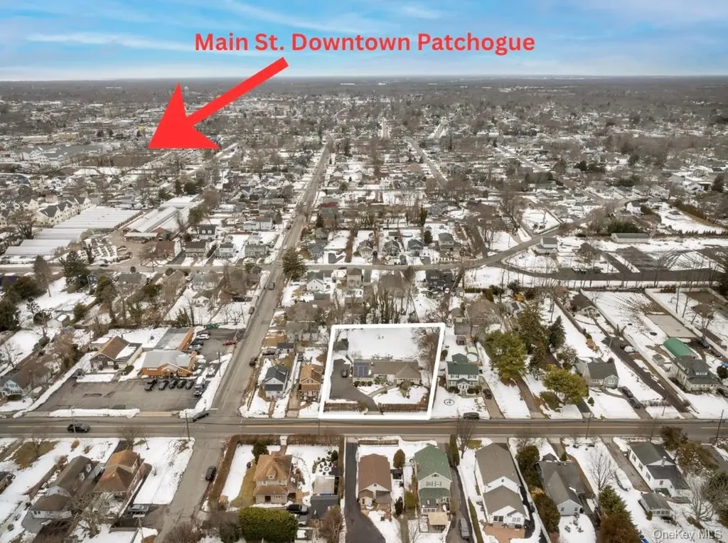 68 Washington Avenue Patchogue NY 11772
