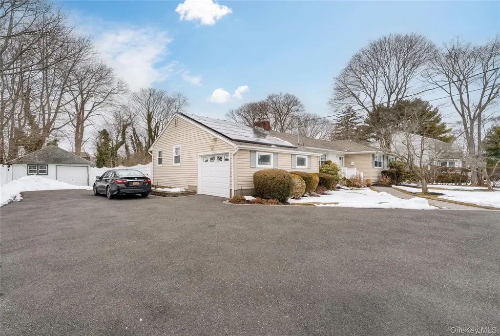 68 Washington Avenue Patchogue NY 11772
