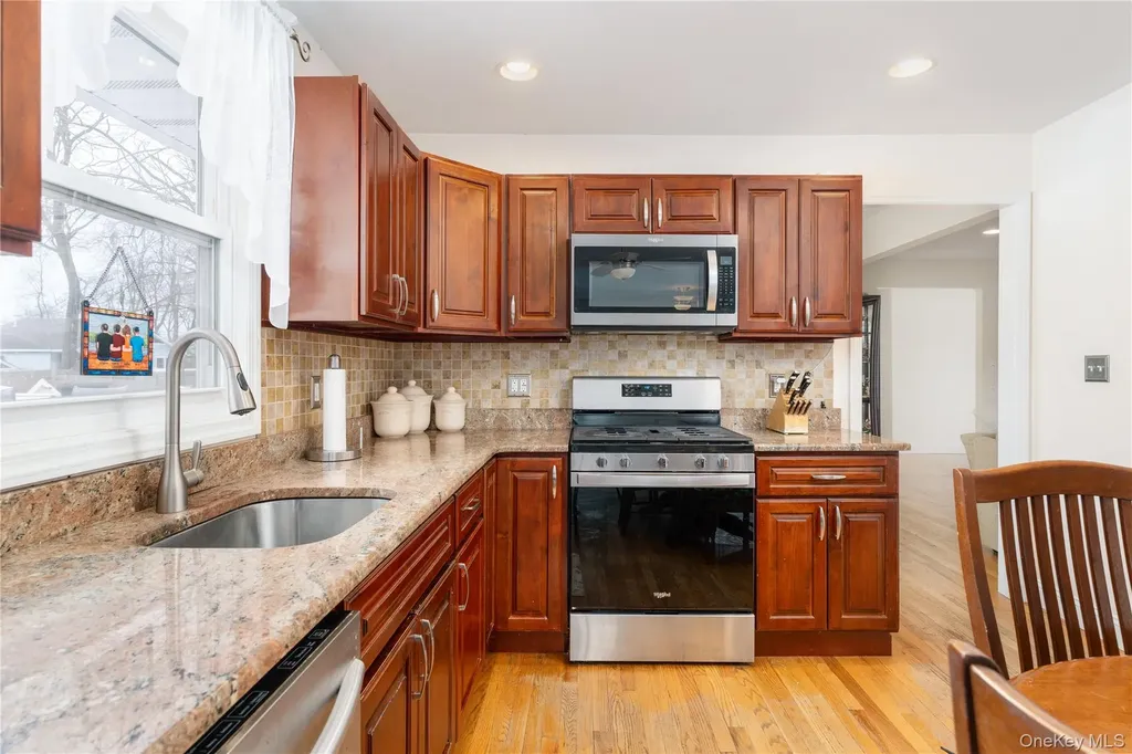 68 Washington Avenue Patchogue NY 11772