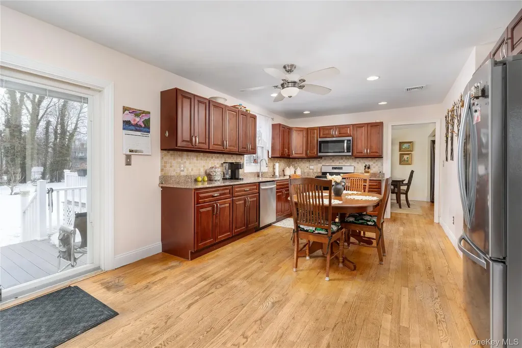 68 Washington Avenue Patchogue NY 11772