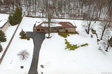 21 Lounsbury Drive Baldwin Place NY 10505