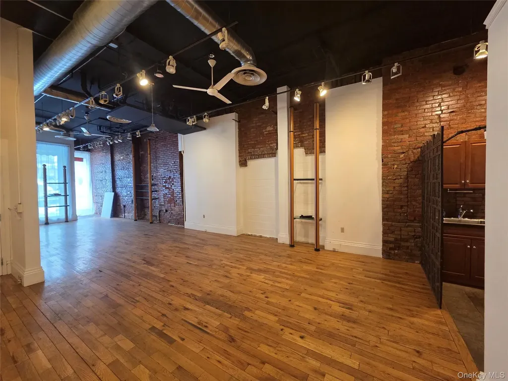 204 Main Street Poughkeepsie NY 12601
