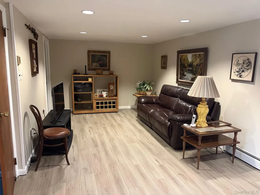 42 Sparkill Avenue Tappan NY 10983