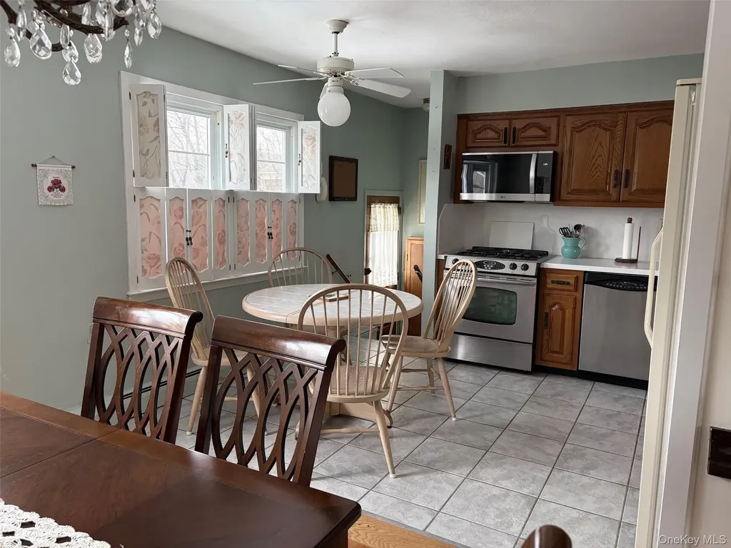 42 Sparkill Avenue Tappan NY 10983