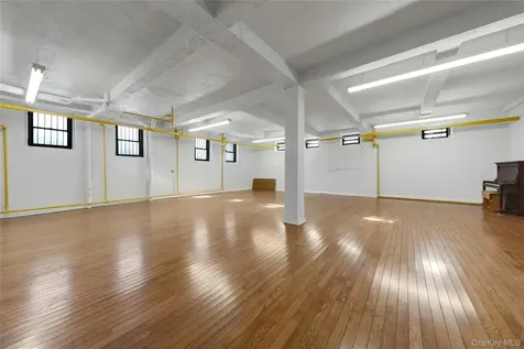 8451 Beverly Road Kew Gardens NY 11415