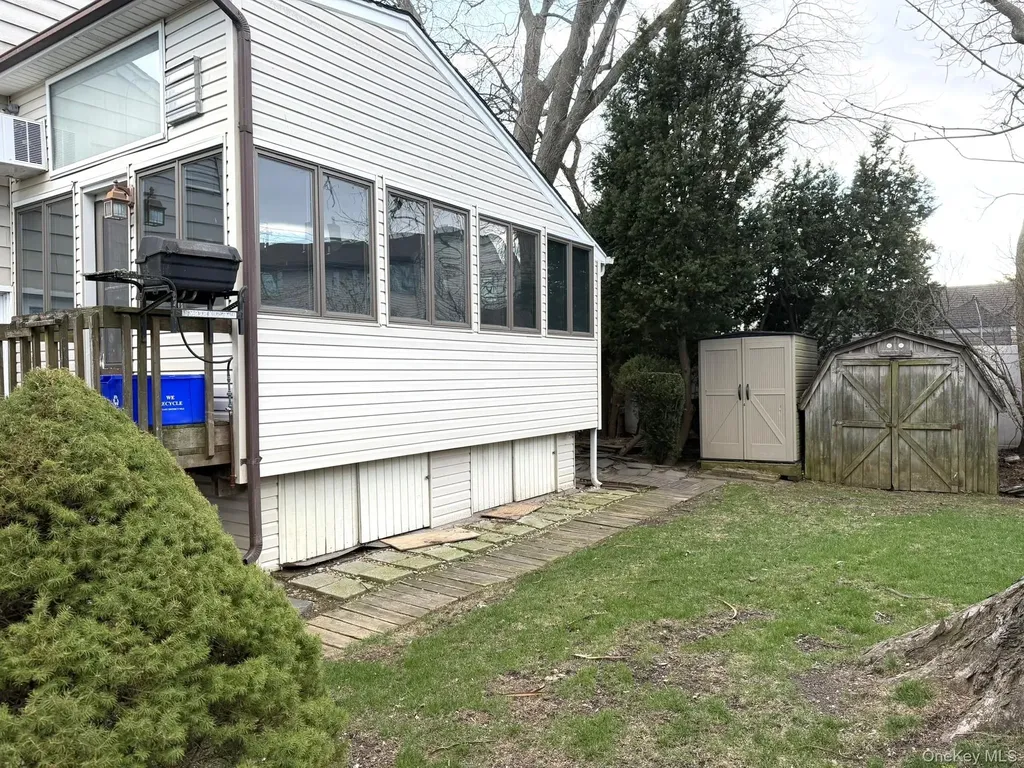 3078 Grand Boulevard Baldwin NY 11510