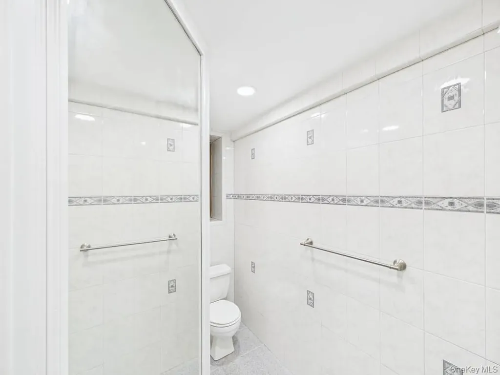 88-10 34 Avenue Jackson Heights NY 11372