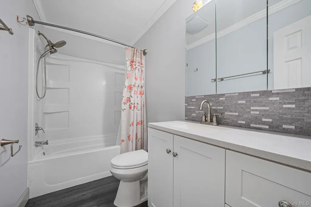 32 Pine Tree Drive Shirley NY 11967
