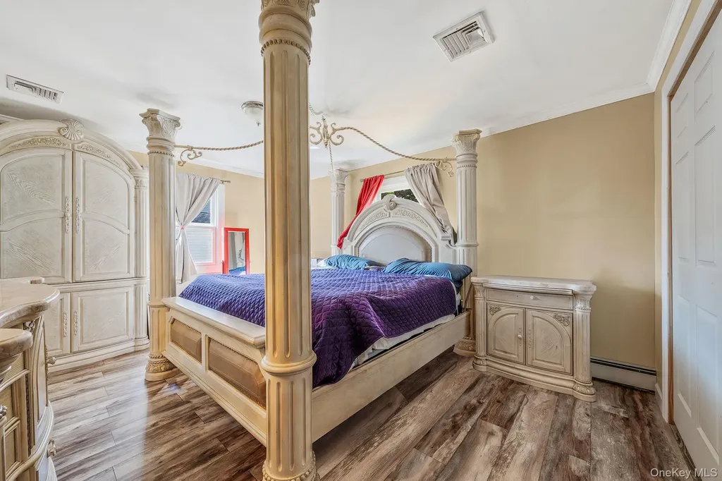 32 Pine Tree Drive Shirley NY 11967
