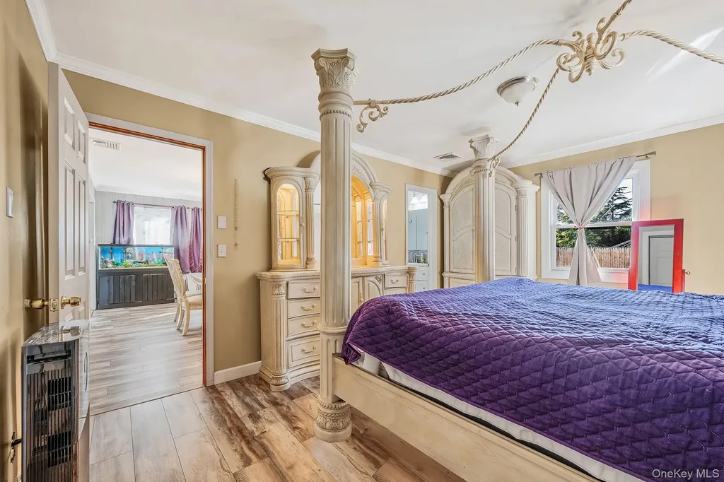 32 Pine Tree Drive Shirley NY 11967