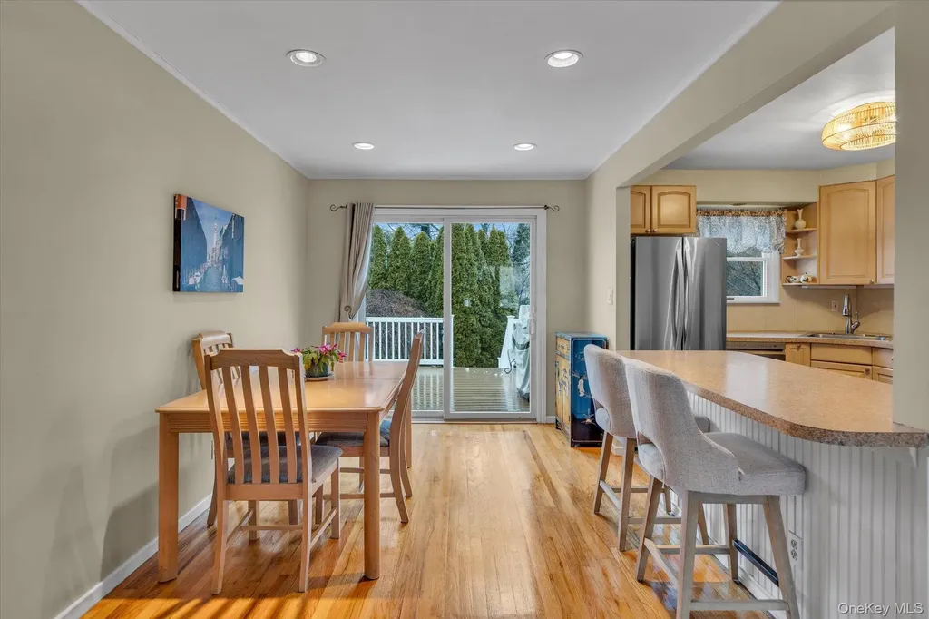 6 Longford Street Huntington NY 11743