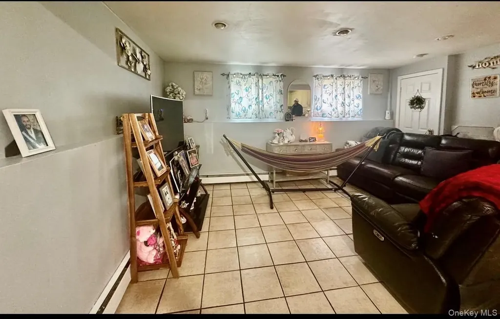 46 Anna Road Bay Shore NY 11706
