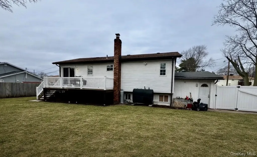 46 Anna Road Bay Shore NY 11706