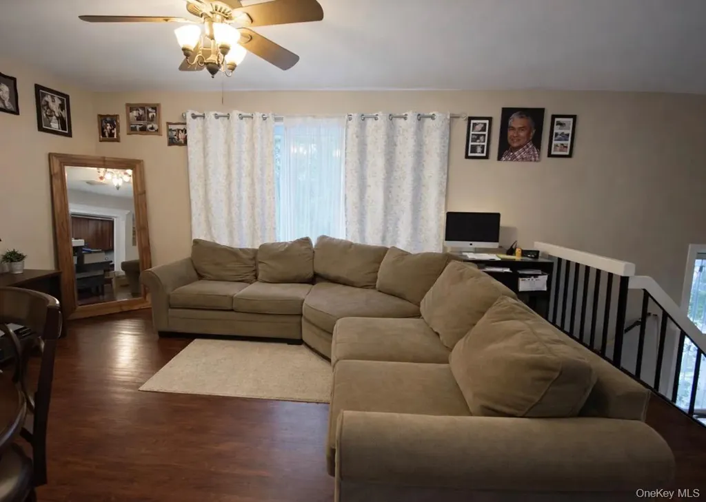 46 Anna Road Bay Shore NY 11706