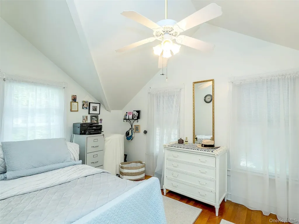 24 Maple Avenue Sea Cliff NY 11579