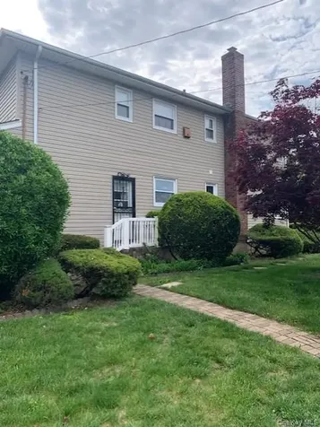 2 Vanata Court Hempstead NY 11550