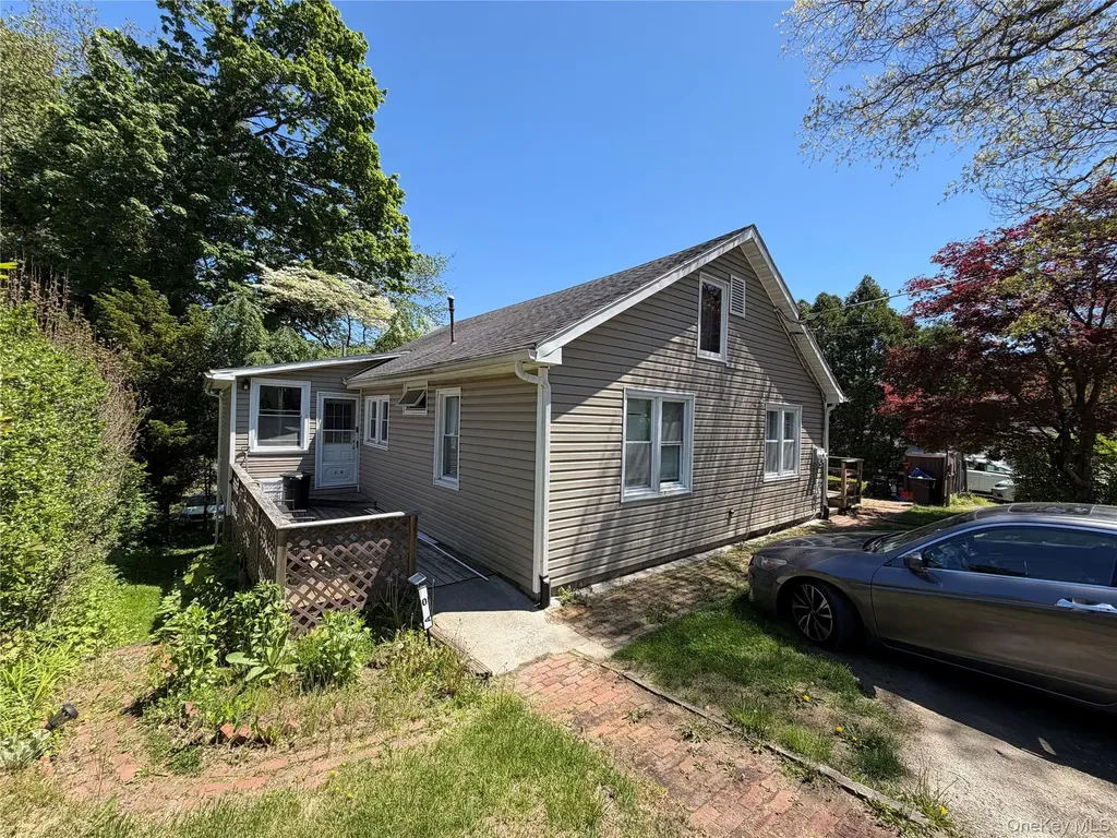 20 Melnick Place Lake Peekskill NY 10537