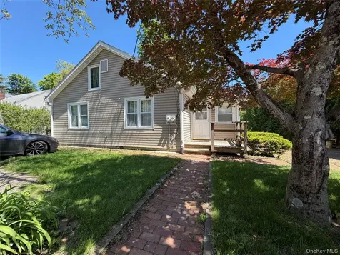 20 Melnick Place Lake Peekskill NY 10537