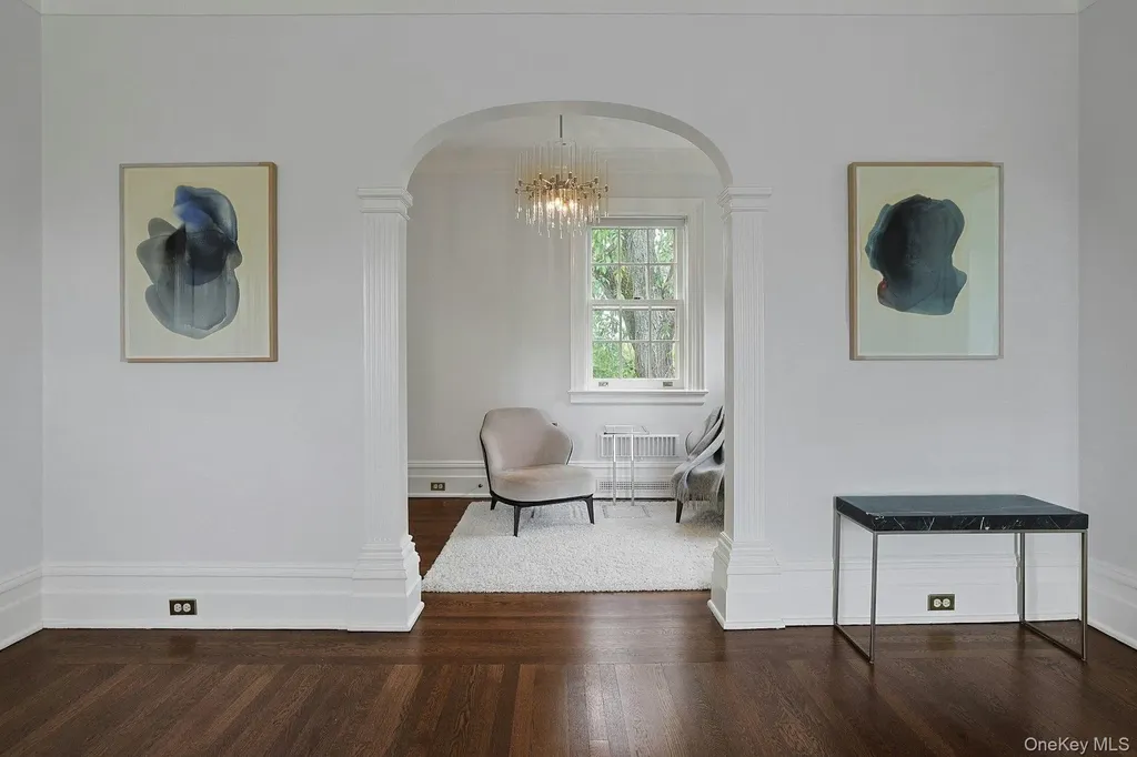 7 Forest Circle New Rochelle NY 10804
