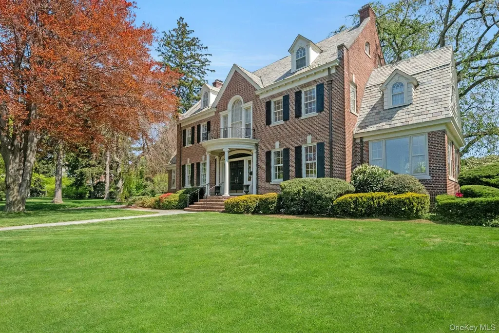 7 Forest Circle New Rochelle NY 10804