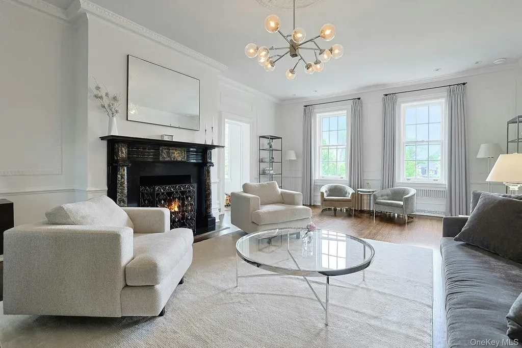 7 Forest Circle New Rochelle NY 10804