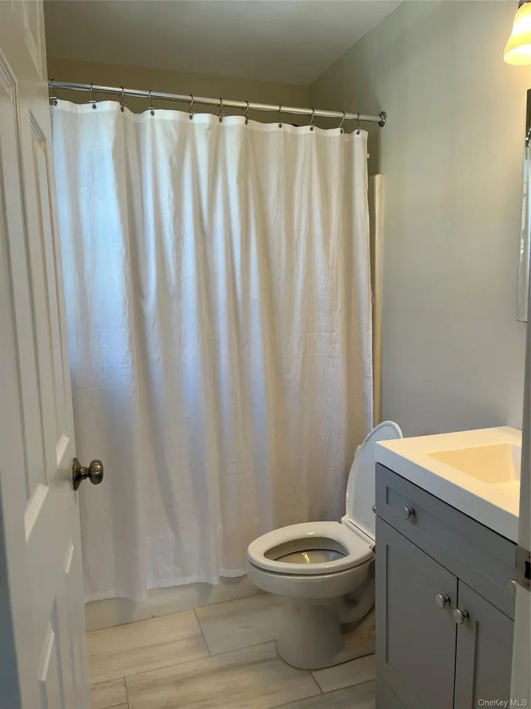 222 Lakeview Avenue West Harrison NY 10604