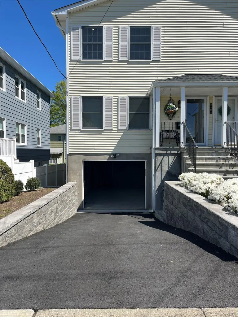 222 Lakeview Avenue West Harrison NY 10604
