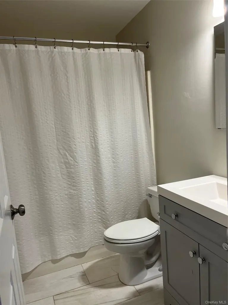 222 Lakeview Avenue West Harrison NY 10604