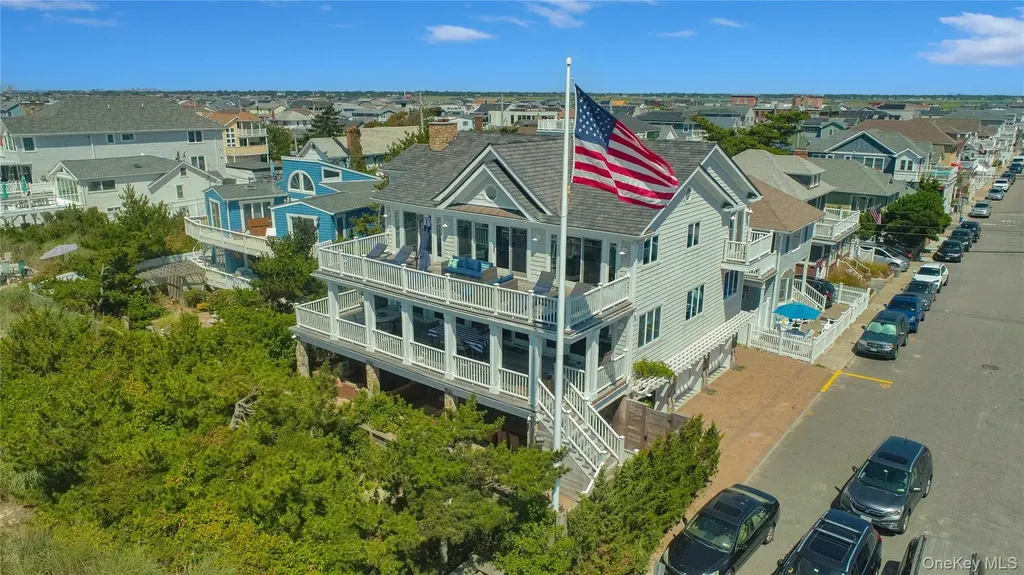 879 Oceanfront Long Beach NY 11561